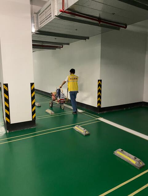 停車場為什么要用地坪漆？